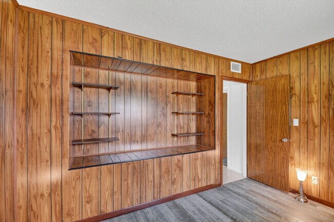 Building Photo - 3532 Coconut Rd