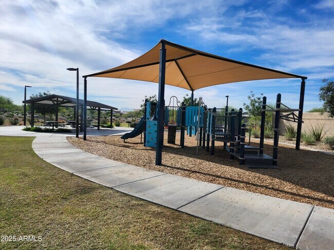 Building Photo - 5824 N 89th Dr