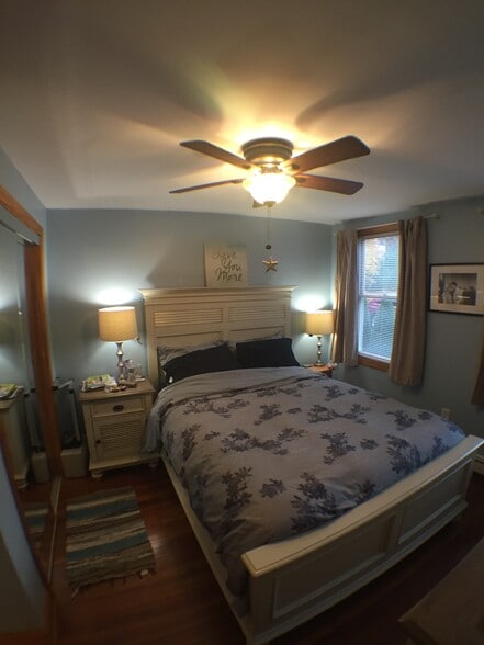 Bedroom #1 - 5 Linwood Rd