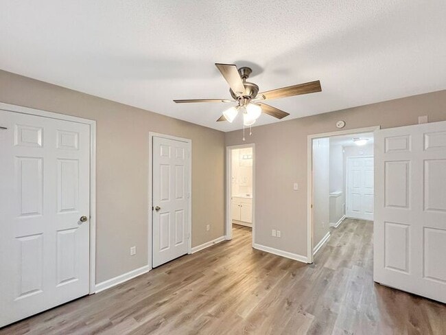 Building Photo - 3914 Santa Fe Loop