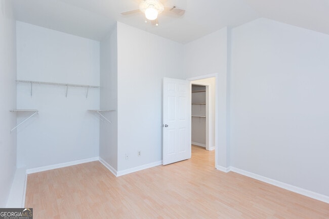 Building Photo - 656 Bellemeade Ave NW
