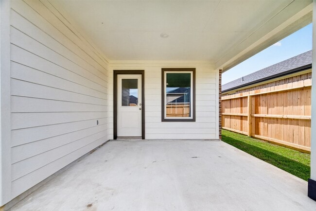 Building Photo - 3529 Longhorn Vly St