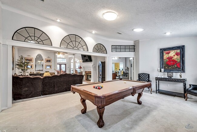 Building Photo - 6415 San Mateo Ln