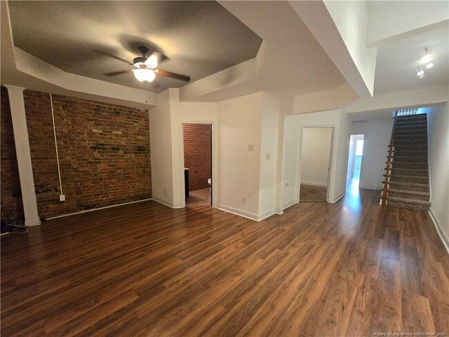 Building Photo - 214 Hay St