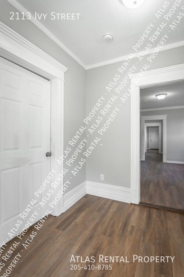 Building Photo - 2113 Ivy St