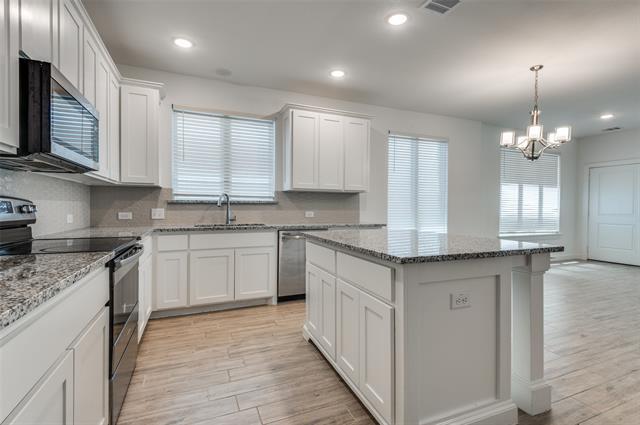 Building Photo - 327 Oakbend Dr