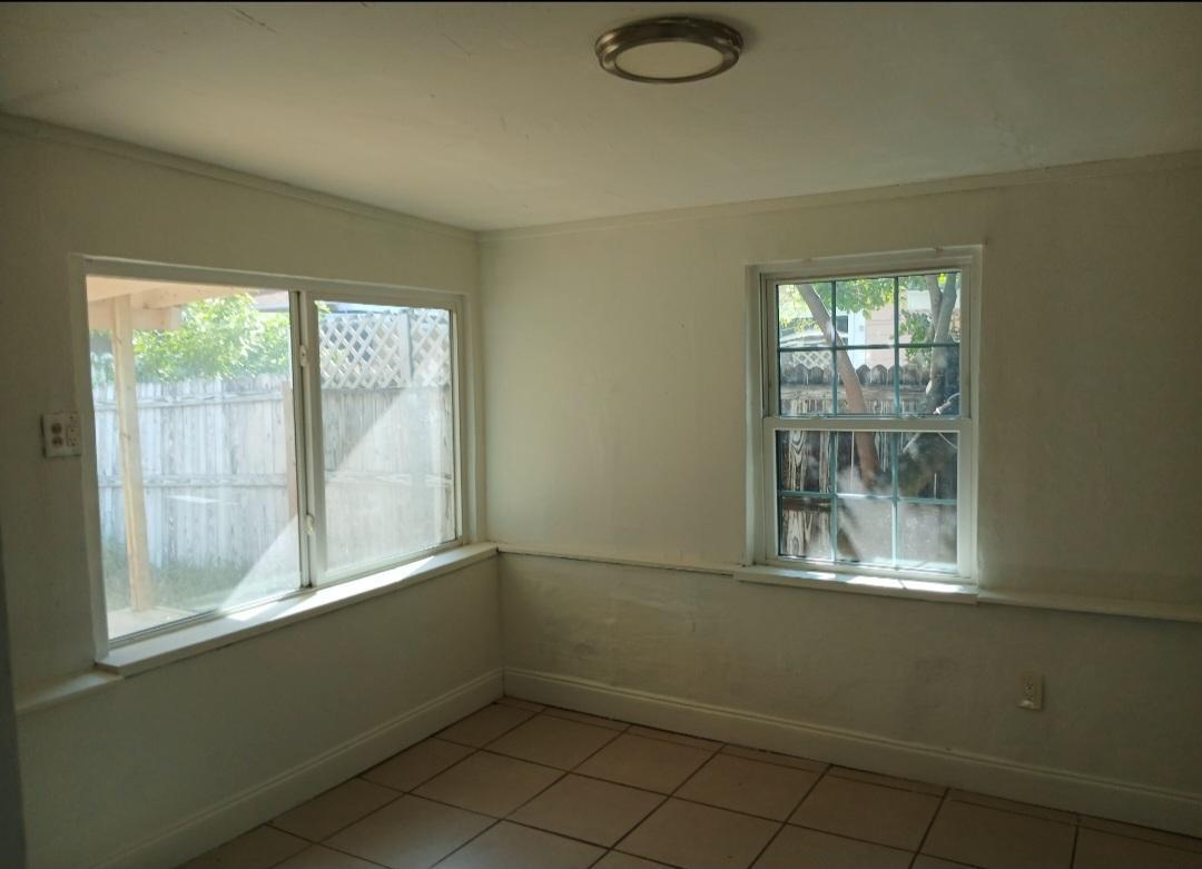 Building Photo - 7070 49th Ave N