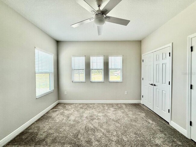 Building Photo - 35617 Stableton Ln