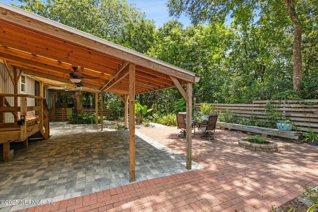 Building Photo - 412 Escambia St