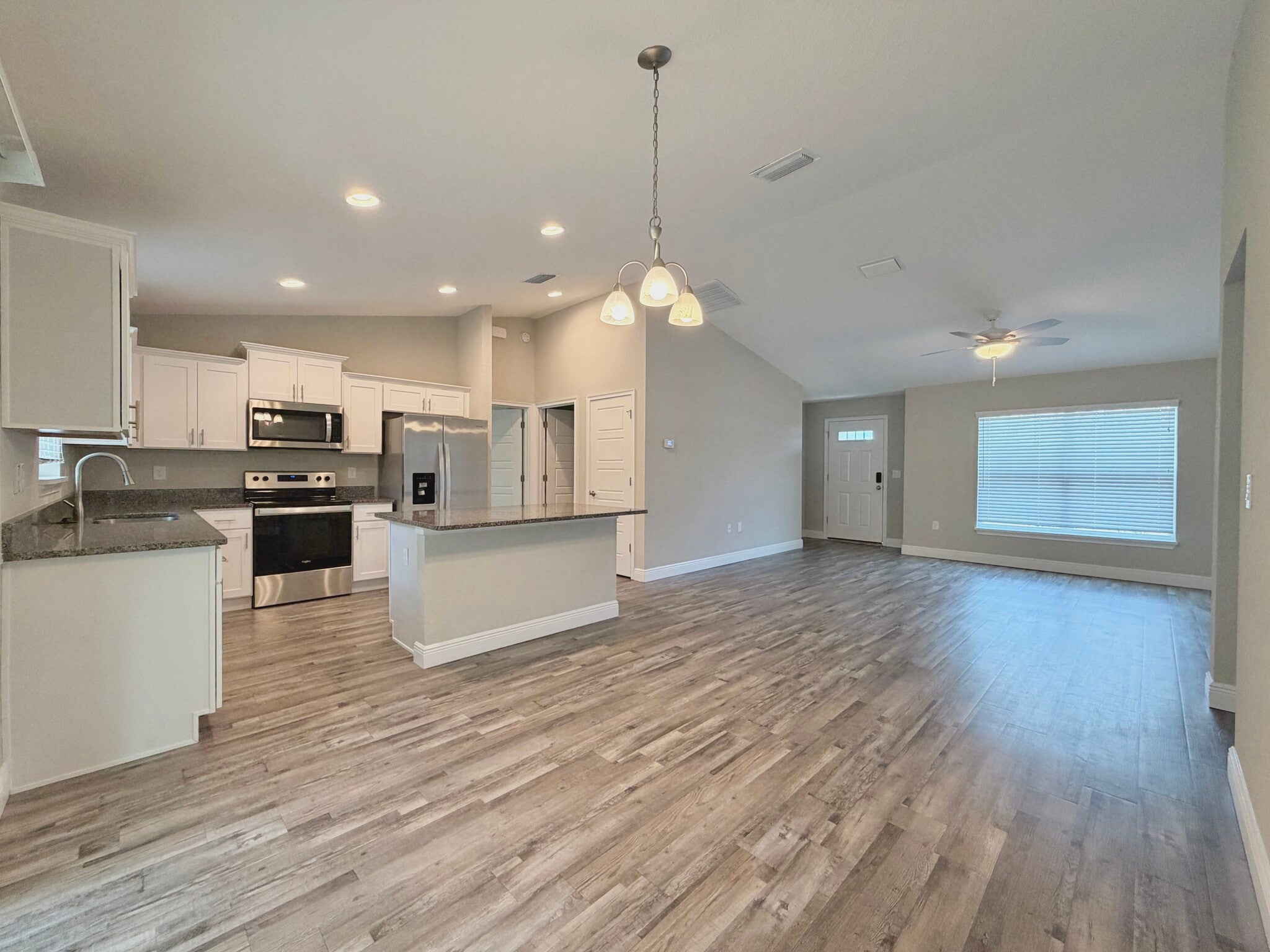 Building Photo - 210 Locust Lane Pass
