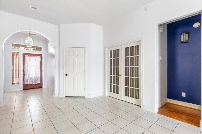 Building Photo - 18418 Hot Creek Ct