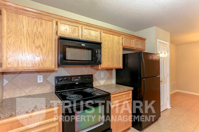 Building Photo - 4202 Elms Run Cir