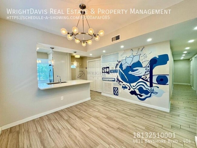 Building Photo - 4811 Bayshore Blvd