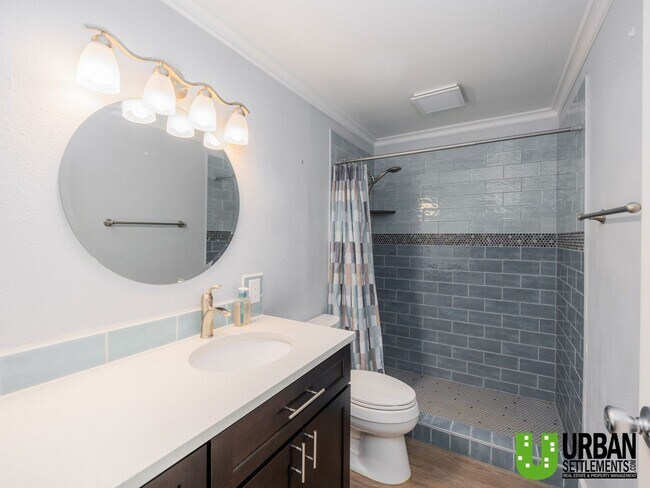 Building Photo - Modern North Spokane Condo with Beautiful ...