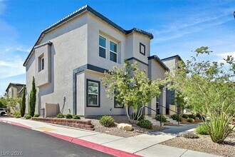 Building Photo - 7488 Mountain Ledge St
