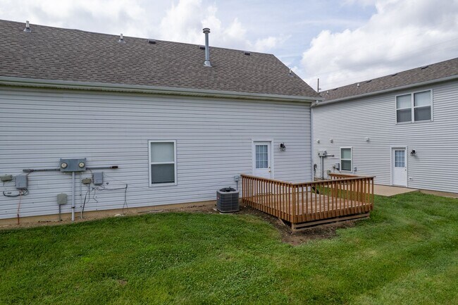 Building Photo - 2612-2614 Northampton Dr.