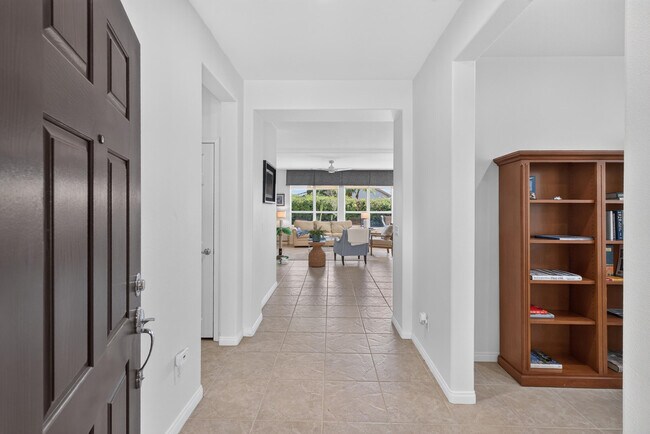 Building Photo - 60440 Juniper Ln