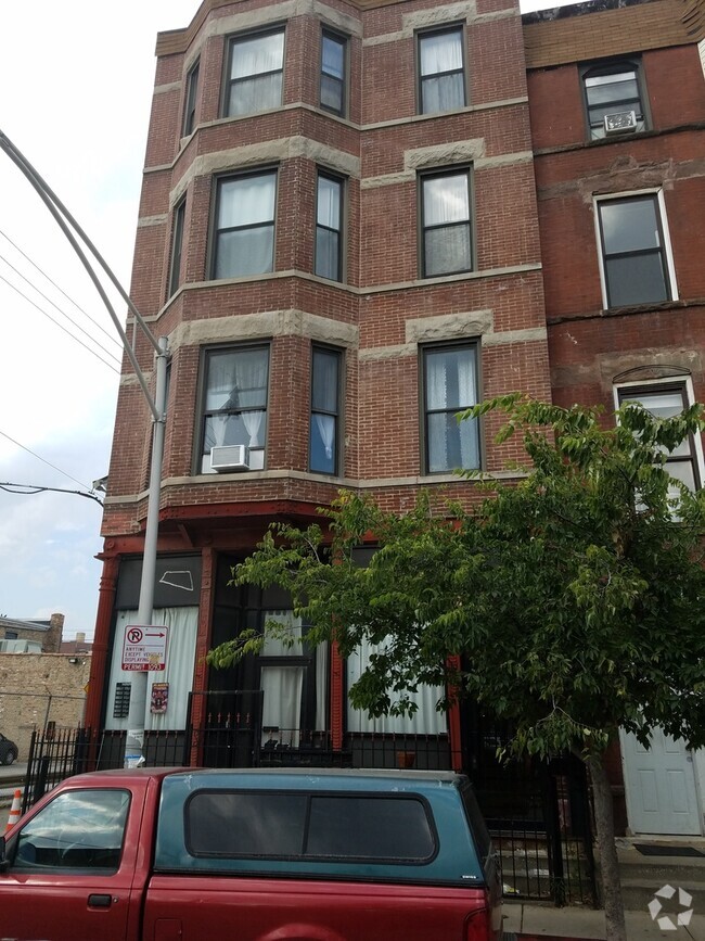 Building Photo - 1344 W 18th Pl