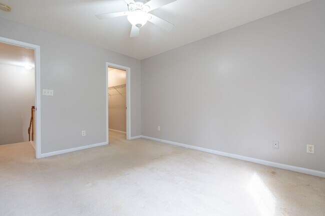 Building Photo - 4022 Holston Ct