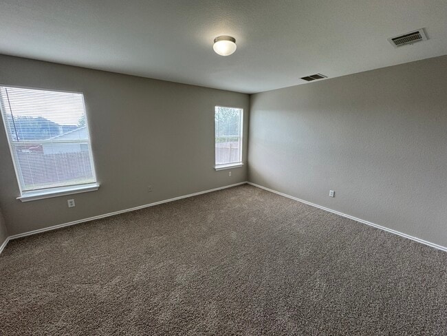 Building Photo - 6733 Plains Crest Dr