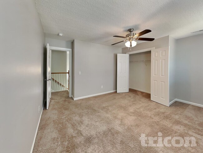 Building Photo - 5204 Halverson Ct