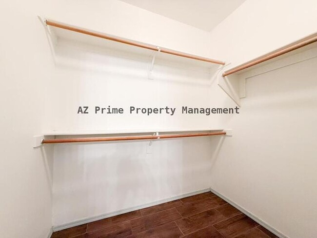 Building Photo - 6919 S 37th Glen