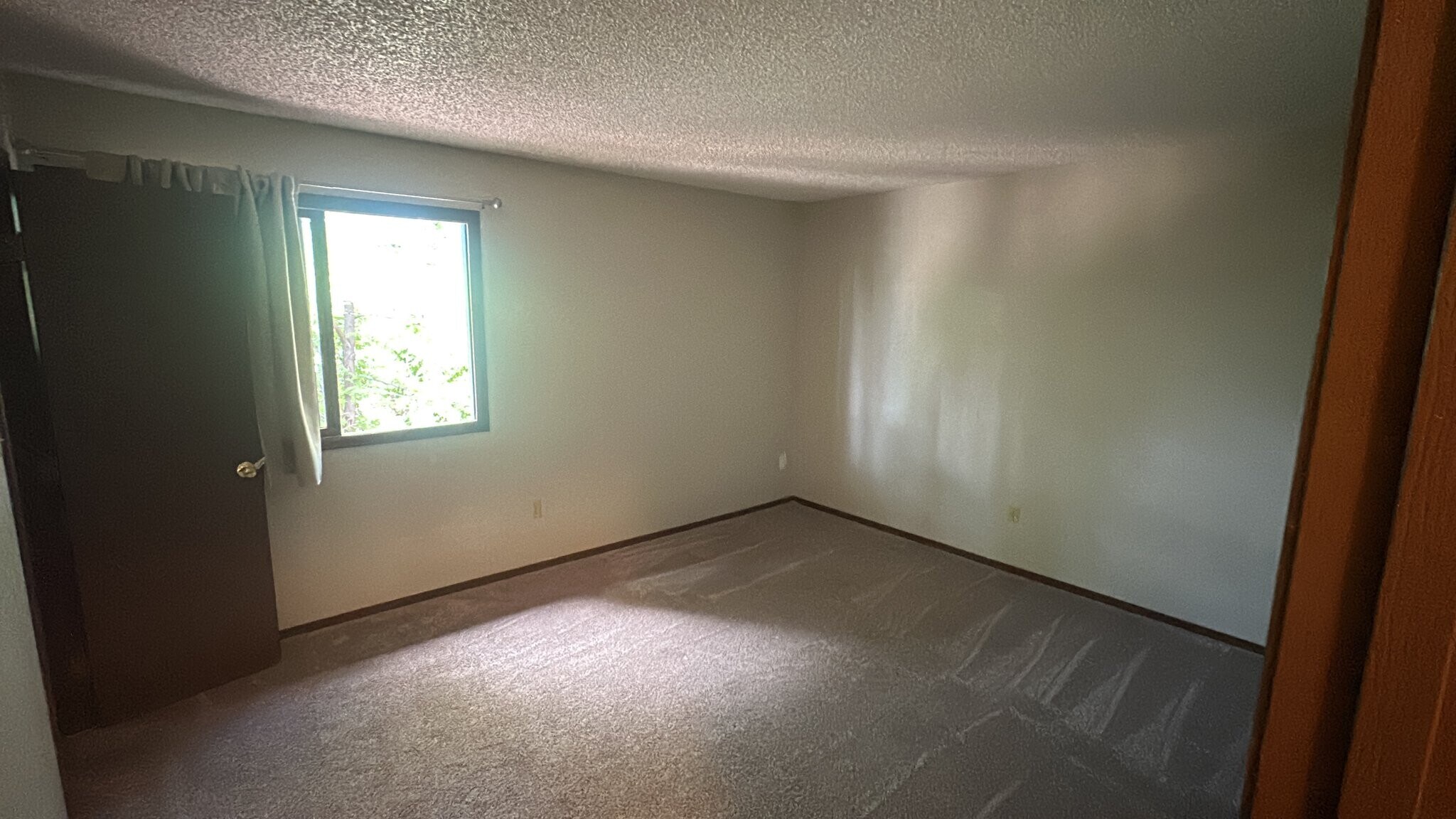 Building Photo - 1210 Iowa Ave