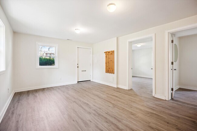 Building Photo - 7717 Carroll Ave