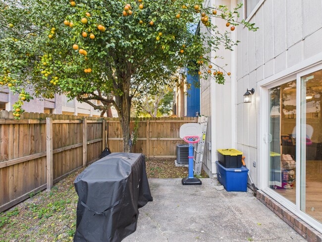 Building Photo - 309 Olympia Ct