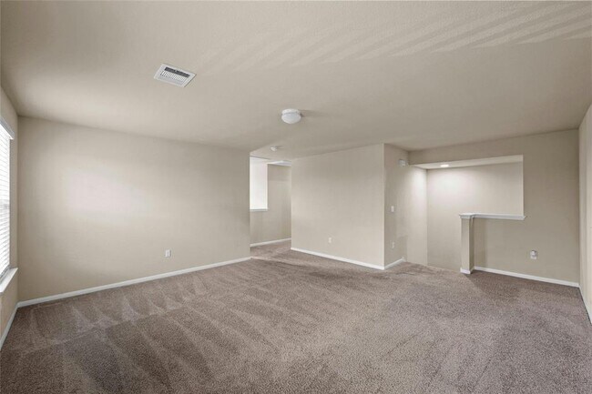 Building Photo - 135 Cibolo Creek Dr