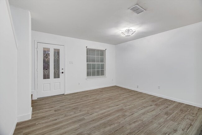 Building Photo - 3107 Rendezvous Ct