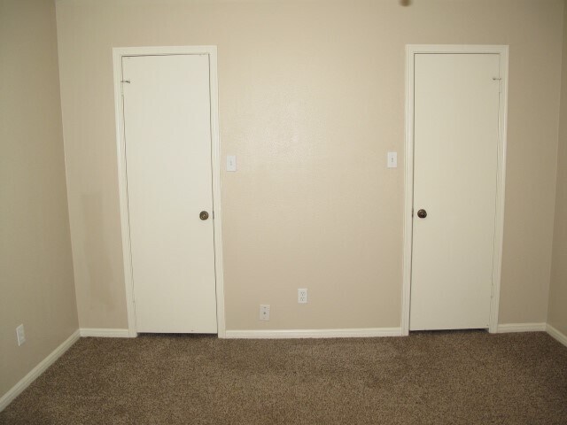 Building Photo - 702 Oder Ln