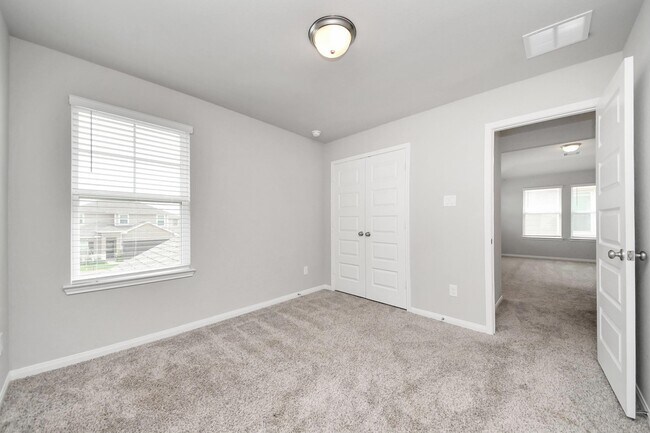 Building Photo - 7206 Melrose Ln