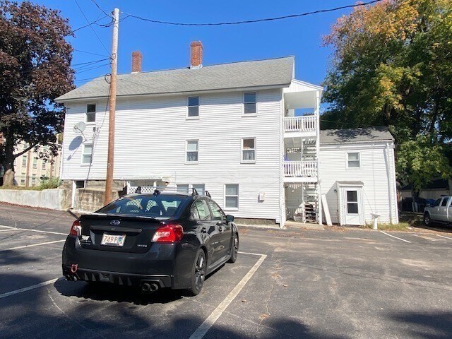 Building Photo - 30 Emmons St