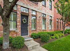 Building Photo - 760 Wedgewood Ave