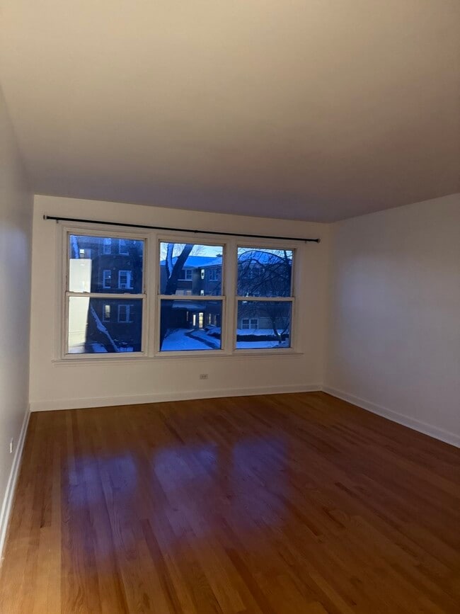 Building Photo - 8115 Kilpatrick Ave