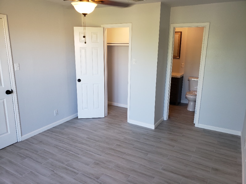 Building Photo - 7576 Windsor Oaks