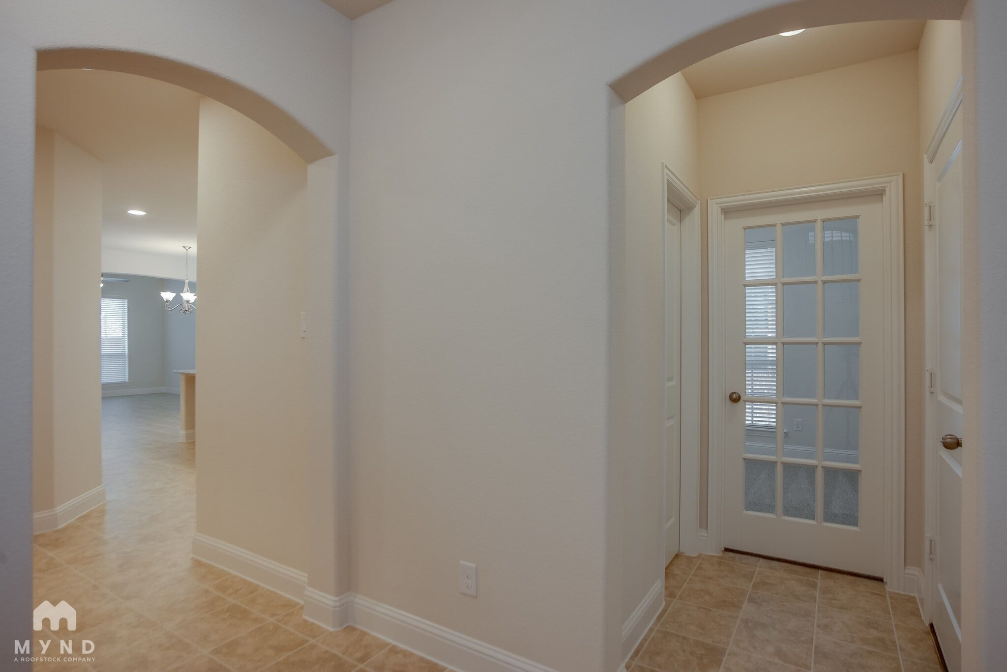 Building Photo - 116 Knight of Realm Blvd