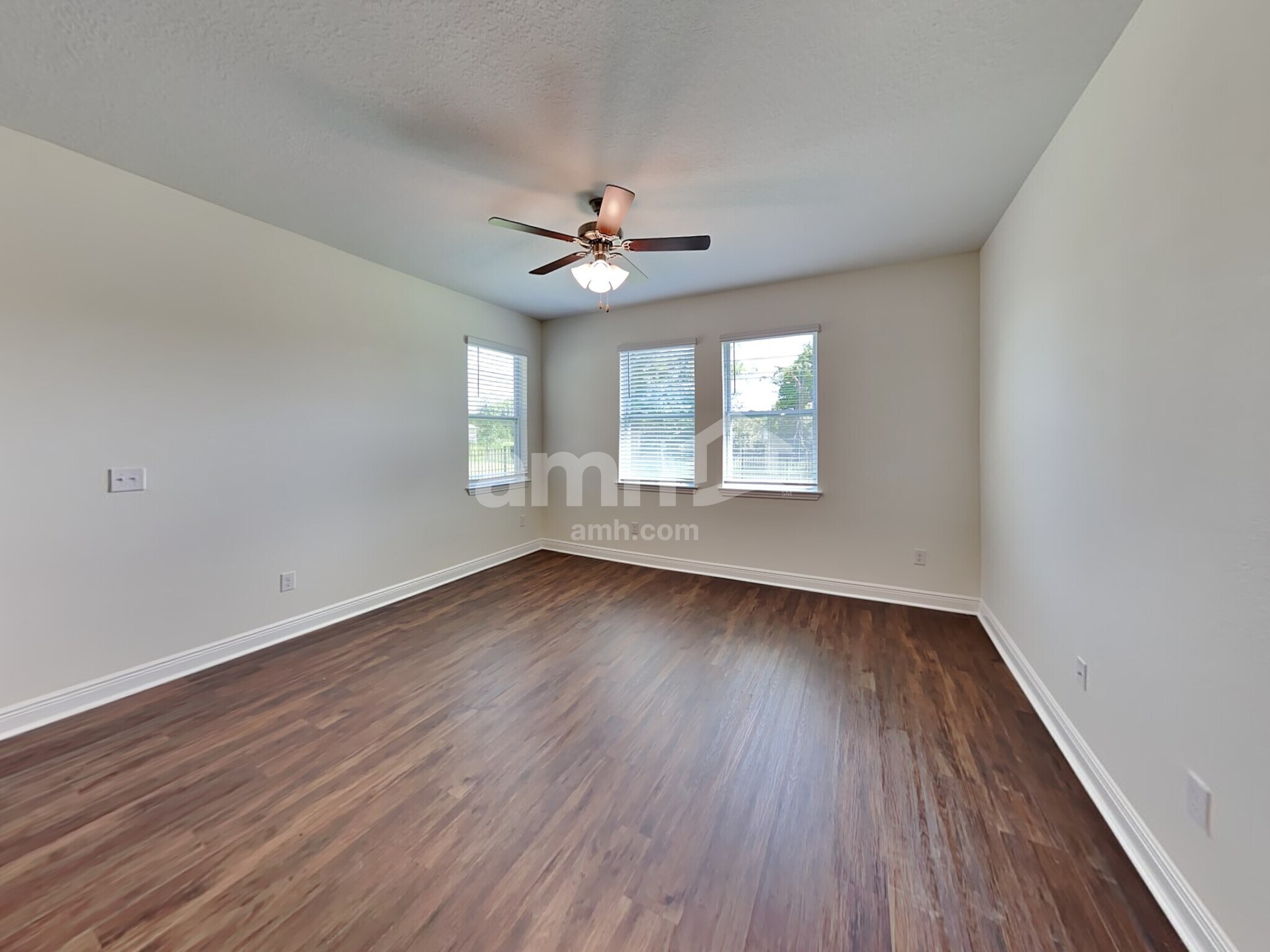 Building Photo - 20506 Calla Lily Dr