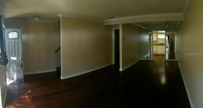 Building Photo - 2917 W Santiago St