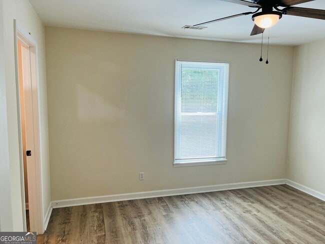 Building Photo - 28 Bowers Dr