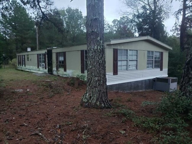 Primary Photo - Rent this 4 Bedroom, 2 baths in Elgin!