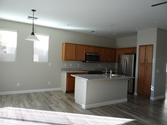 Building Photo - 10331 W Carlota Ln