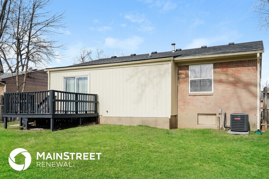 Building Photo - 6506 Maravian Dr