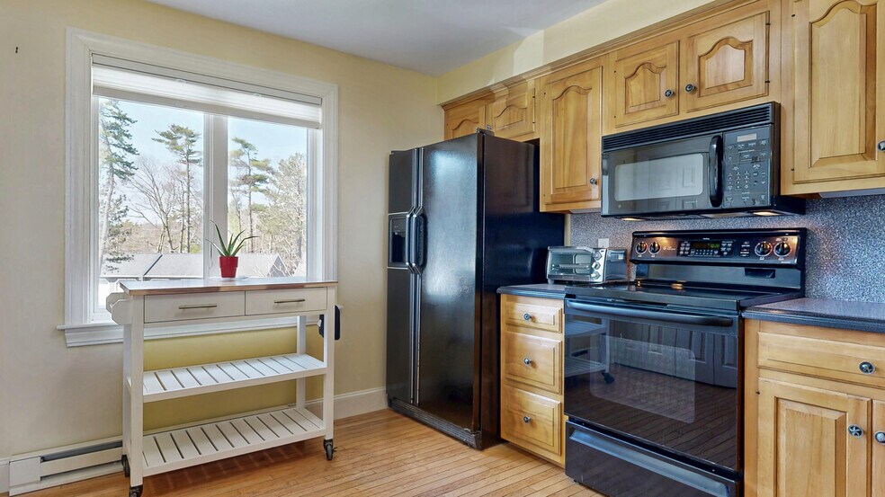 Building Photo - 311 Seaside Ave