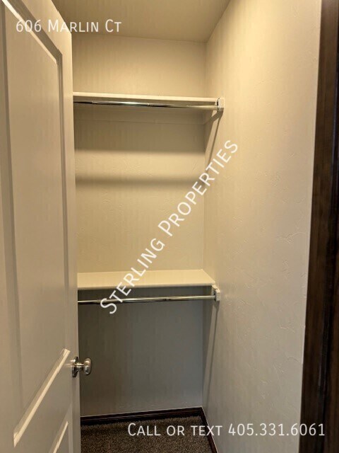 Building Photo - 606 Marlin Ct