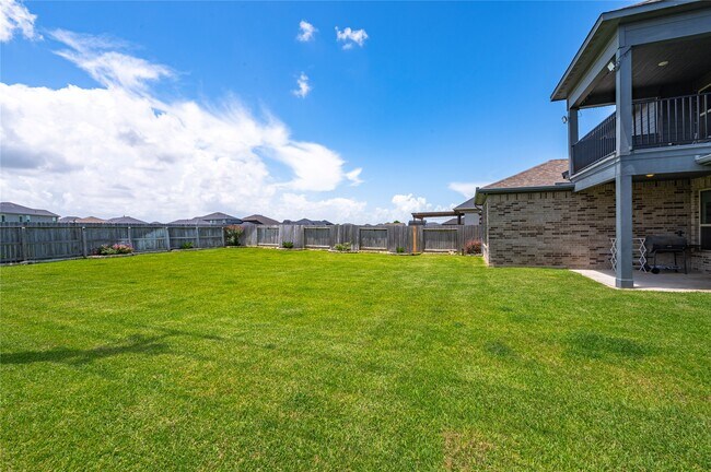 Building Photo - 288 Kara Mist Ct