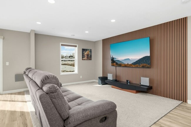 Building Photo - 20032 62nd Pl