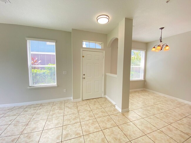 Building Photo - Gated Community!  Carter Glen Community 3/...