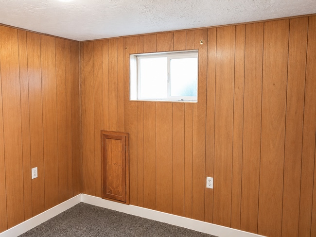 Building Photo - Spacious 5-Bedroom Home with Large Yard in Centerville!